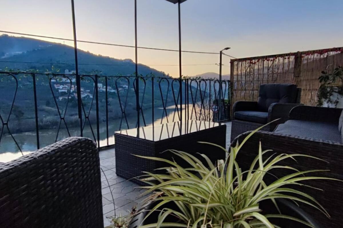 The River House Peso da Régua Екстериор снимка