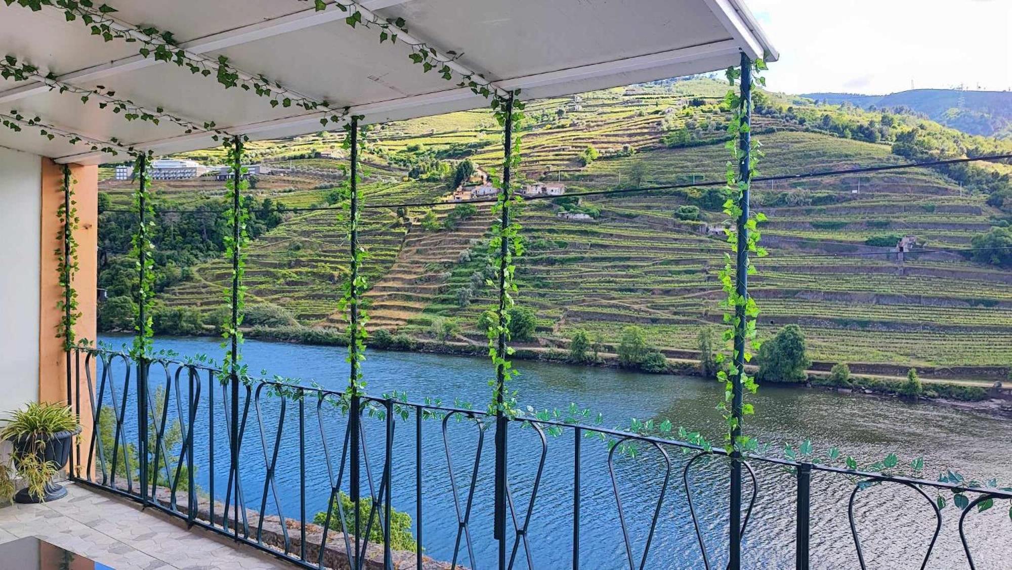 The River House Peso da Régua Екстериор снимка